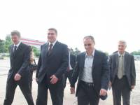 Доскорошният премиерът Сергей Станишев и партията му чинно следваха повелите на Валентин Златев 