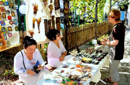 Занаятчии крепят българщината