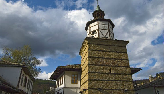 6 истории за часовникови кули в България