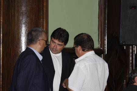 Зам. кмет от СДС се изгаври с общинските съветници в Бургас