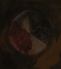 Слънчевият диск в центъра на купола