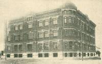 Тютютнева фабрика „Златен лев” в Пловдив, основана през 1872 г. от Кеворк Гарабедян