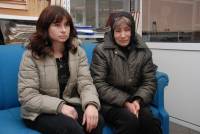 Съсипаните близки на убития - майката Гена Иванова и сестрата Цветелина Михайлова