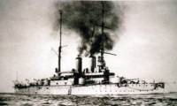 Флагманът на отряда със специално предназначение – линеен кораб „Ростислав“, който нанася удари по нашата артилерия