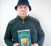 Евлоги Данков е издал десетки трудове по философия в съавторство с насилваната си съпруга доц. Росина Данкова