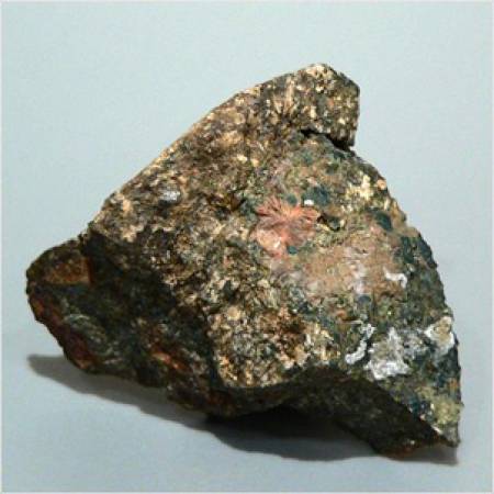 Вълшебен камък от Родопите стана минерал на ХХ век
