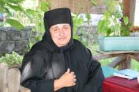 Майка Анастасия мечтае да направи музей на християнската религия, в който да учи децата на православие и добродетели