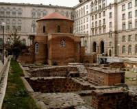 Ротондата „Св. Георги” в двора на президенството в София е един от най-древните храмове, носещи неговото име