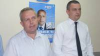 Иван Портних (вляво) наскоро смени като координатор на ГЕРБ депутата Павел Димитров