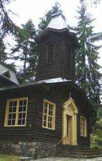 Дървената църква в Боровец