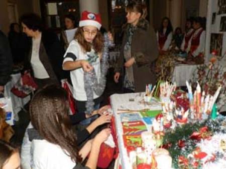 Деца дариха надежда за Коледа на Гошко и Гюркан