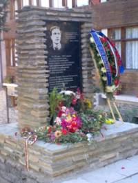 През есента на миналата година, благодарение на СКАТ, в Белица бе открит мемориал на Васил Левски, чиято съдба е тясно свързана с живописното планинско градче