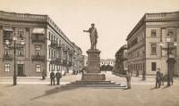 Паметникът на Ришельо в Одеса, където някога се намирали карантинните лагери за българите