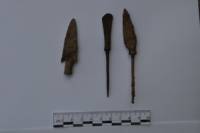 Това лято бяха намерени средновековни стрели, реплика на брадва, най-вероятно амулет, накит - представляващ стилизирана глава на грифон