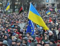 Ако родните правителства продължават да управляват страната ни като колония на ЕС, протестите у нас могат да придобият размерите на вълненията в Украйна
