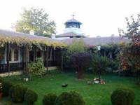 Гостоприемницата в манастирския комплекс „Успение Богородично“ в кърджалийския квартал „Гледка“