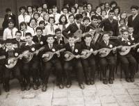 Снимката е от личния архив на Митко Щерев, който е свирил с оркестъра на пансиона 