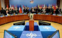 Международни издания съобщават, че едно от решенията на НАТО е да се активизират базите в Източна Европа, като се замисля и засилване на сигурността в тях