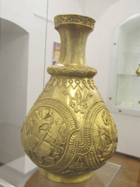Велико Търново приюти златните съкровища на Кубрат и Аспарух