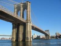 Бруклинският мост в Ню Йорк  Снимка: chudesatanasveta.com