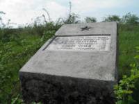 Паметникът на парашутистите край махала Горяни, където Барикин разстрелва Стоян Палаузов и Божин Чулев