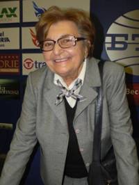 Жени Божилова
