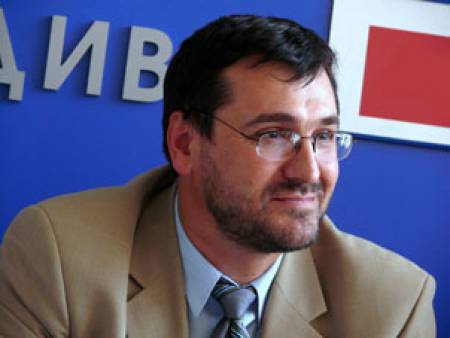 Славчо Атанасов: Белодробната болница  в Пловдив трябва да остане