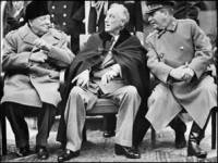 В резултат от шпионски игри на бюрото на Гешев се появяват и протоколите от тайната среща в Техеран на Сталин, Чърчил и Рузвелт