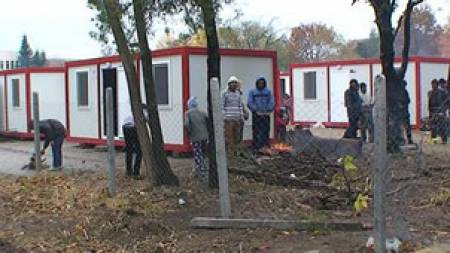 В Харманли искат лагера за бежанци да е от закрит тип