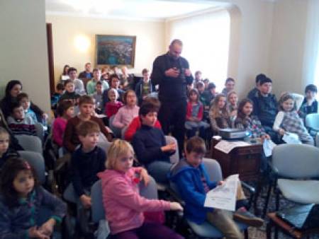 Деца от българското училище в Брюксел гледаха филм за Христо Ботев