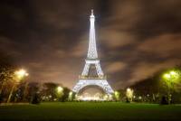 На 24 април, точно в полунощ (арменско време) ще загаснат светлините на Айфеловата кула в памет на жертвите