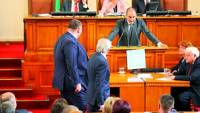 Цветанов успя да прекара закона за НСО – с подкрепата на ДПС