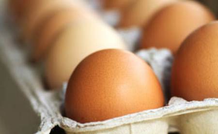 Цените на българските яйца скочиха със 17%