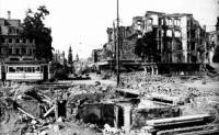 Дрезден след бомбардировката през 1945 г.