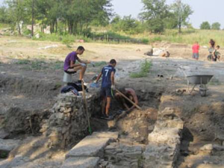 Доброволци ще участват в разкопките на Никополис ад Иструм край Търново