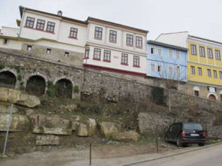 История за консулските къщи в старопрестолно Търново