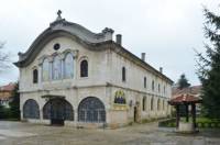 Църквата „Свети Георги“ в Добрич, за чието построяване благодетелят дарява част от двора си и значителна сума