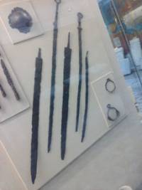 Българските средновековни оръжия във Военноисторическия музей в Букурещ