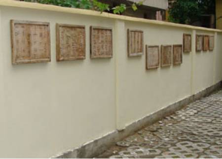В Бургас вече има Стена на буквите
