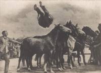 Прескок над пет коня, Берлин, 1912 г.