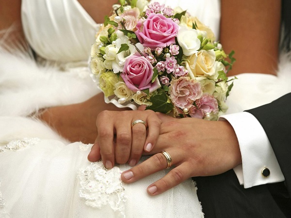 На Свети Валентин в Димитровград сключват брак без пари