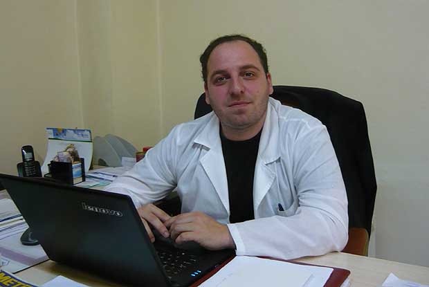 Управителят на болницата в Дупница бил назначен с фалшива диплома