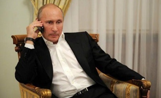 Какво си казаха Путин и Тръмп по телефона