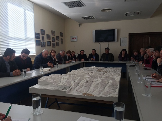 Инициативният комитет за отбелязването на 140-годишнината от Шипченската епопея проведе заседание