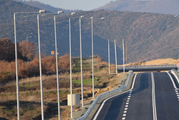 Гърците направиха опашка на „Маказа“ след връзването на пункта с магистралата