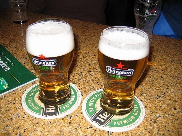 В Унгария забраняват бирата "Хайнекен"