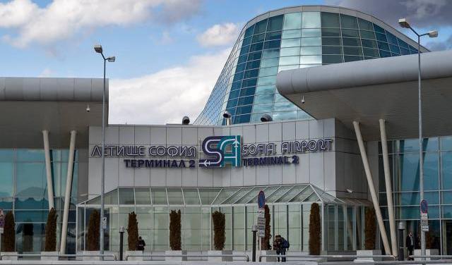 Герджиков прекрати процедурата за концесия на летище София