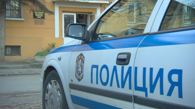Цигани нападнаха полицаи в Сливен