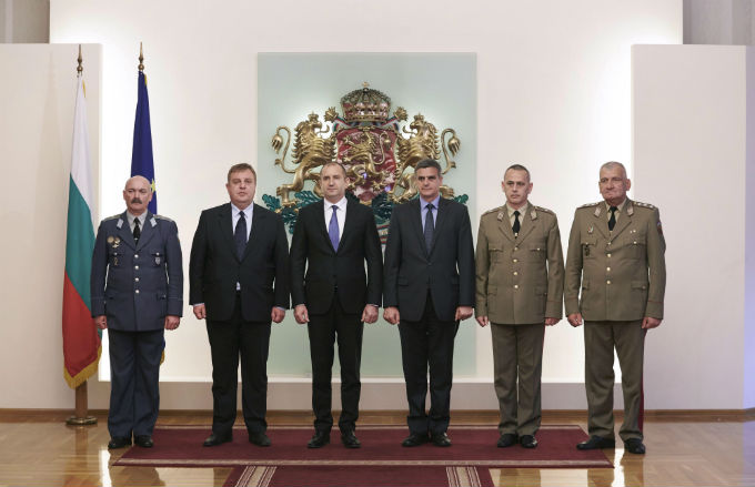 Михаил Попов получи висше офицерско звание „генерал-майор”