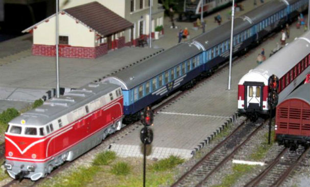 Влакът  „Синия Дунав" отново се композира в Русе